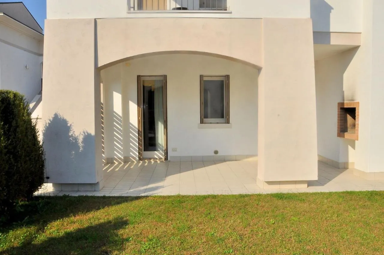 Modern Apartment Near The Spa And Close To The Beach Bibione Italie